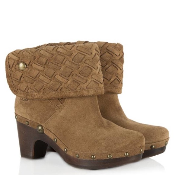 UGG AUSTRALIA Lynnea‎ Weave Suede Studded Fold Over Clog Ankle Boot - Picture 1 of 13